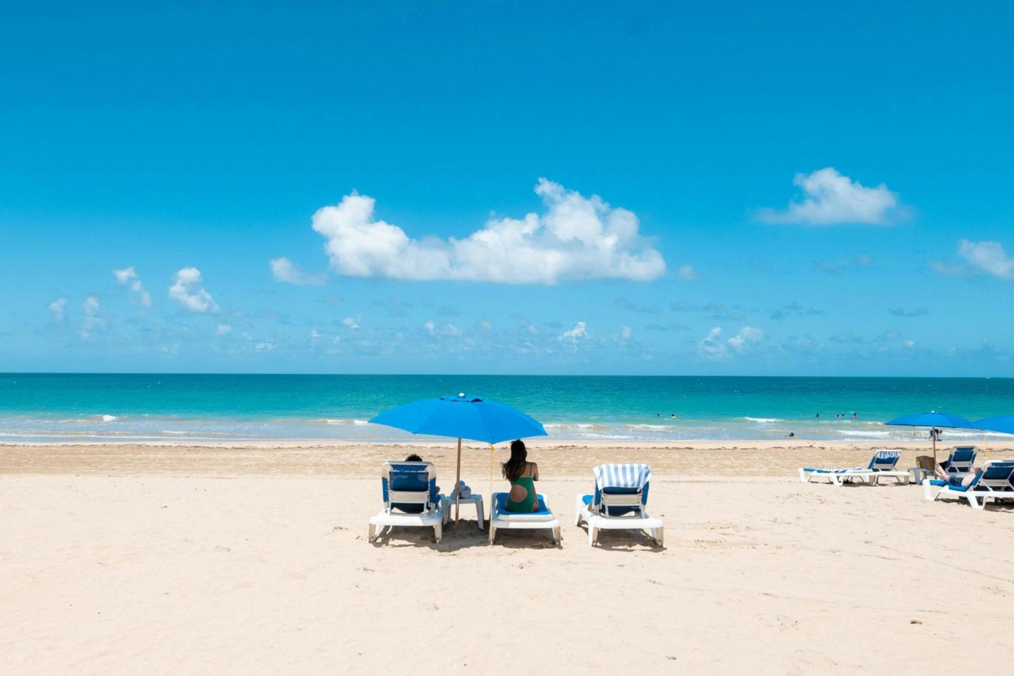 Courtyard By Marriott Isla Verde Beach Resort San Juan Exterior photo