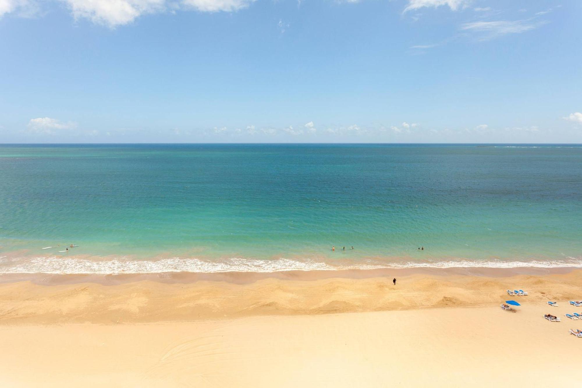 Courtyard By Marriott Isla Verde Beach Resort San Juan Exterior photo